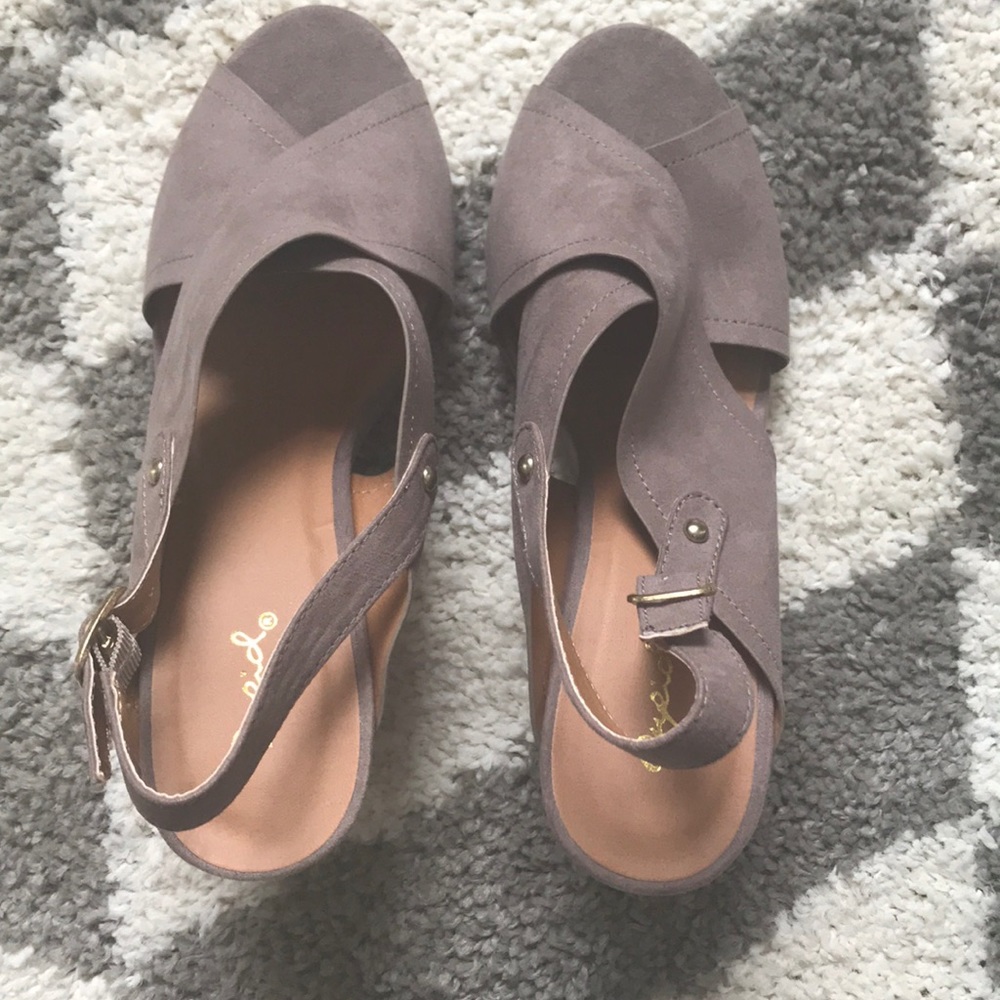 Quipd open toe heel